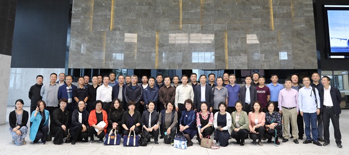 沈阳市委党校学员莅临沈阳航空产业园参观调研