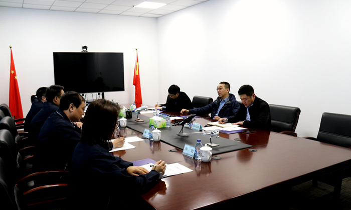 市委组织部领导到航空集团调研